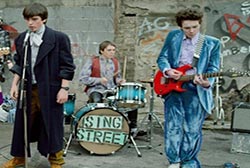 Loading Sing Street Pics 3 -    3    -80 ...