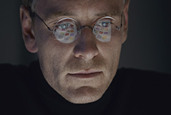 Loading Steve Jobs Pics 1 -  תמונה מספר 1 מהסרט סטיב ג'ובס ...