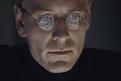 Loading Steve Jobs Pics 1 -    1   ' ...