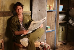 Loading Stronghold Pics 3 -    3   ...