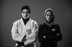 Loading Tatami Pics 2 -    2   ...