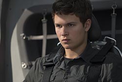 Loading The Divergent Series Allegiant Pics 4 -    4   :  ...