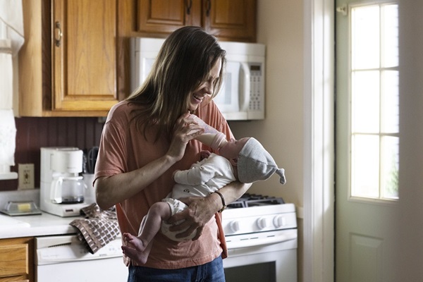 Loading The Good Mother Pics 1 -    1    ...