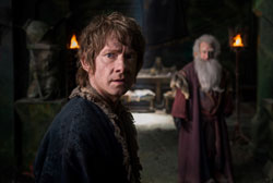 Loading The Hobbit 3 Pics 1 -    1  :    (4DX) ...