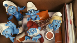 Loading The Smurfs Pics 4 -    4   () ...