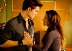 Loading The Twilight Saga: Breaking Dawn - Part 2 Pics 1 -    1   4:   -  2 ...