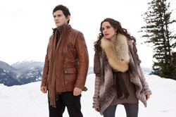 Loading The Twilight Saga: Breaking Dawn - Part 2 Pics 4 -    4   4:   -  2 ...