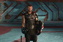 Loading Thor Ragnarok Pics 5 -    5  :  (  | IMAX) ...