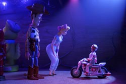 Loading Toy Story 4 Pics 2 -    2     4 ( |   ) ...