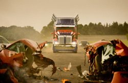 Loading Transformers: Age of Extinction Pics 2 -    2   4 (  |  ) ...