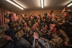 Loading Warfare Pics 4 -    4    ...
