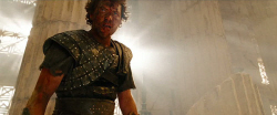 Loading Wrath of the Titans Pics 2 -    2    ( ) ...