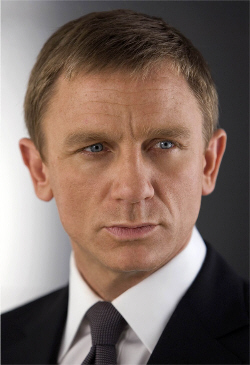 Loading Quantum of Solace Pics 1 -  ����� ���� 1 ����� �������� �� ���� ...