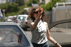 Foul Gesture Pics 2 -  ����� ���� 2 ����� ����� ����� ...