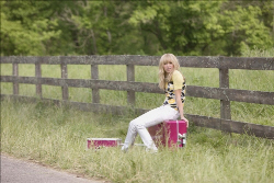 Loading Hanna Montana: The Movie Pics 1 -    1    -  ...