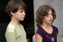 Loading The Year My Parents Went on Vacation Pics 3 -  ����� ���� 3 ����� ������ ���� ������ ...