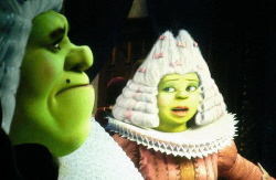 Loading Shrek the Third Pics 3 -    3    ...