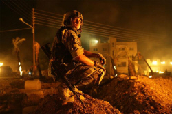 Loading The Hurt Locker Pics 2 -  ����� ���� 2 ����� ���� ���� ...