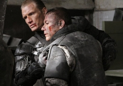 Loading Universal Soldier: Regeneration Pics 1 -    1      ...