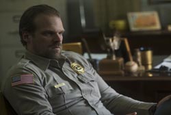 Loading Stranger Things 3 Pics 4 -  ����� ���� 4 ������ ����� ������ 3 ...